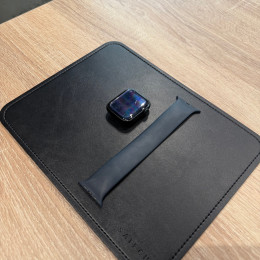 Apple Watch Series 9 45 мм, корпус из алюминия цвета «тёмная ночь», спортивный ремешок цвета «тёмная ночь», размер S/M