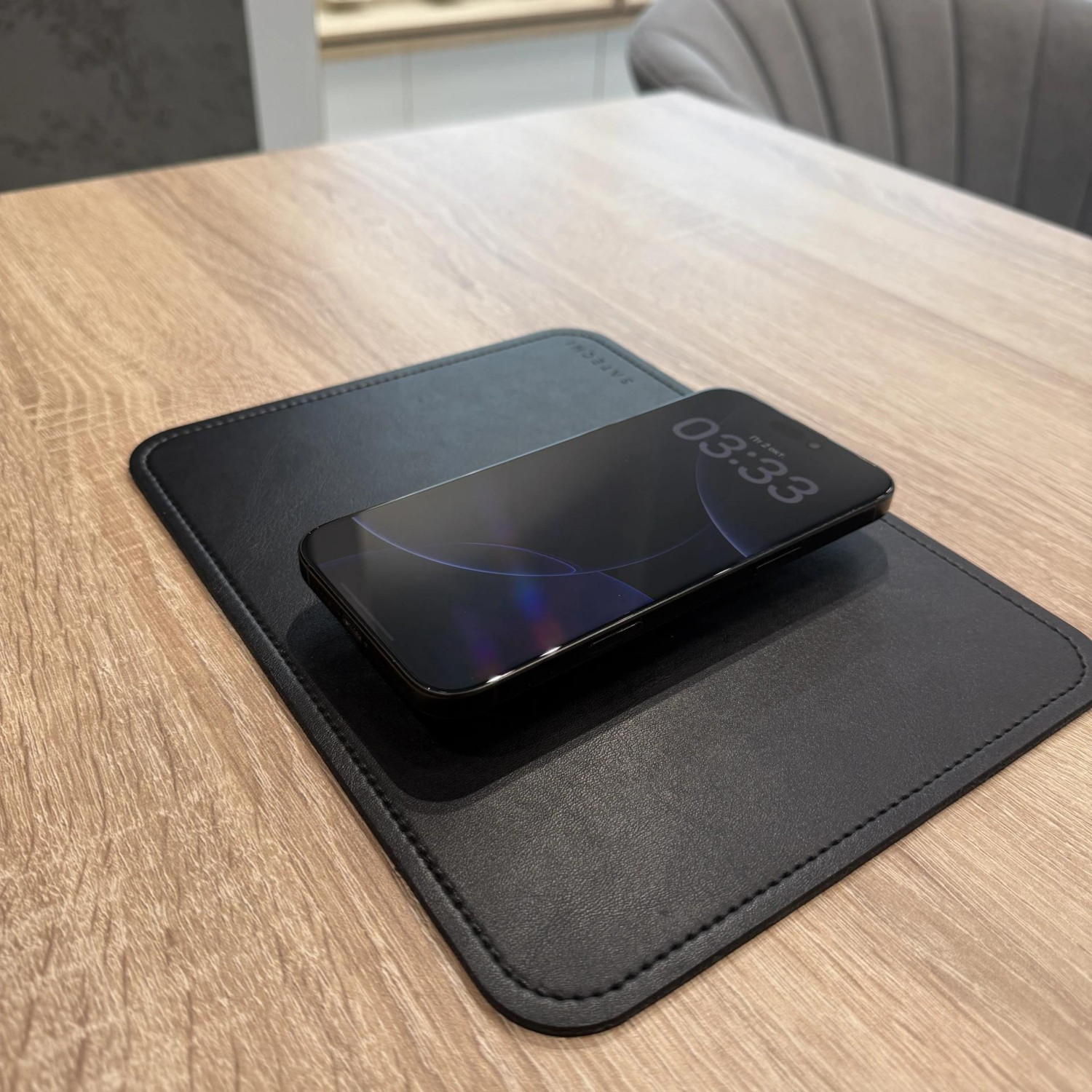 Apple iPhone 16 Pro Max 256 ГБ, «титановый чёрный» — фото 2
