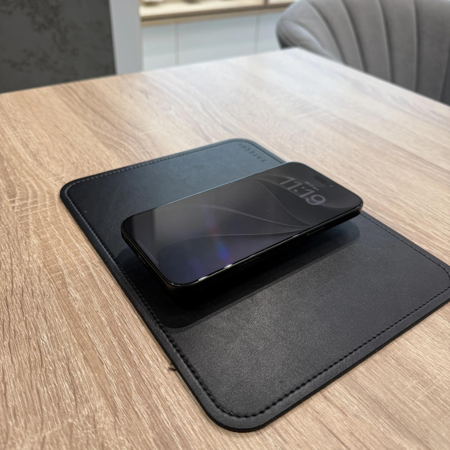 Apple iPhone 16 Pro Max 256 ГБ, «титановый чёрный» — фото 2