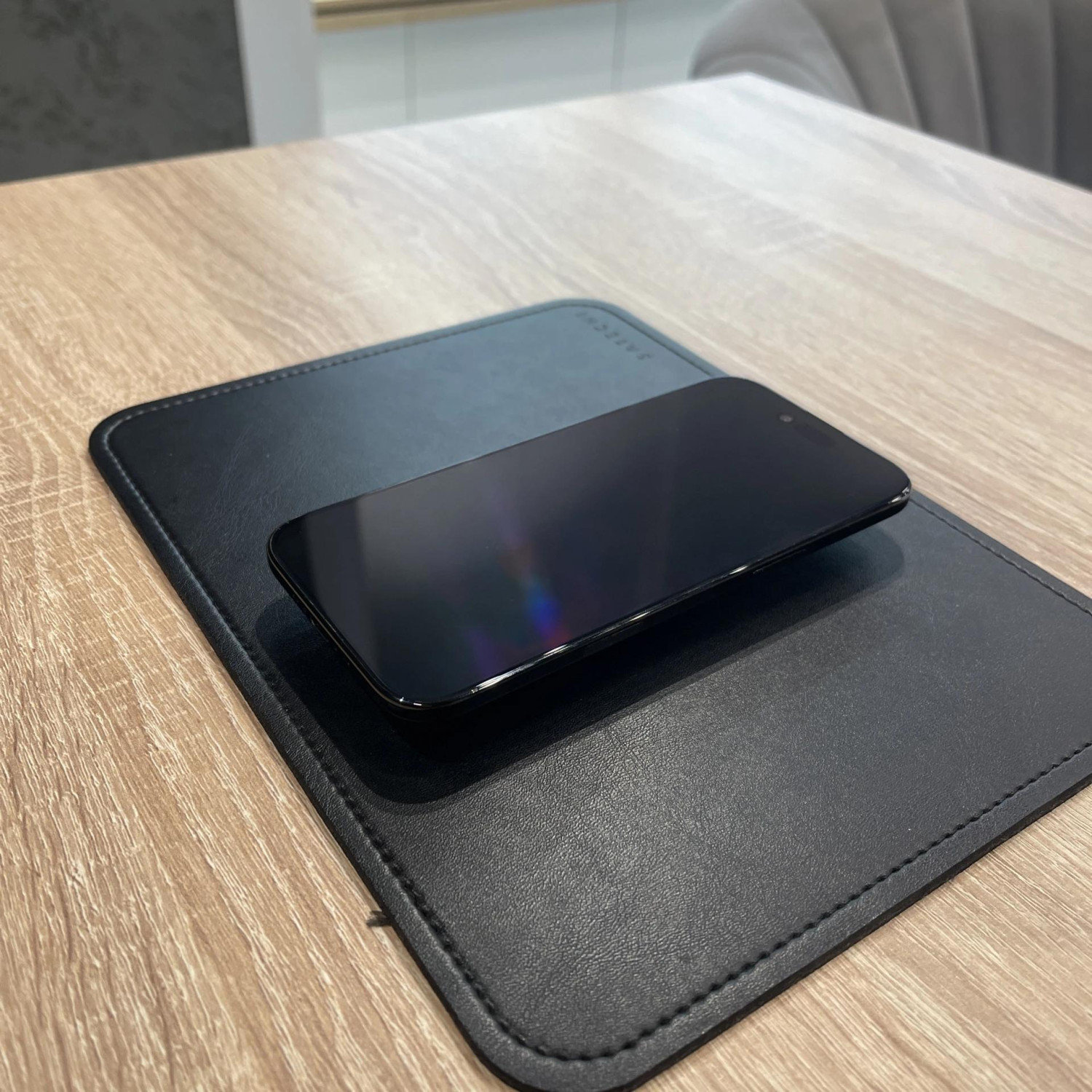 Apple iPhone Air 256 ГБ (eSim) «Космический черный» — фото 2