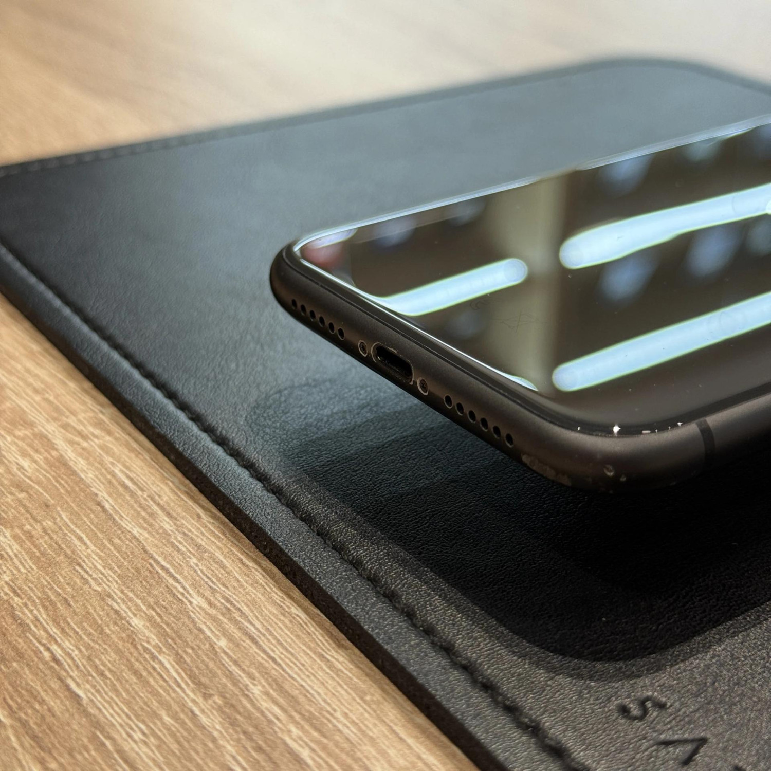 Apple iPhone 11 128Gb Black (Черный) — фото 4
