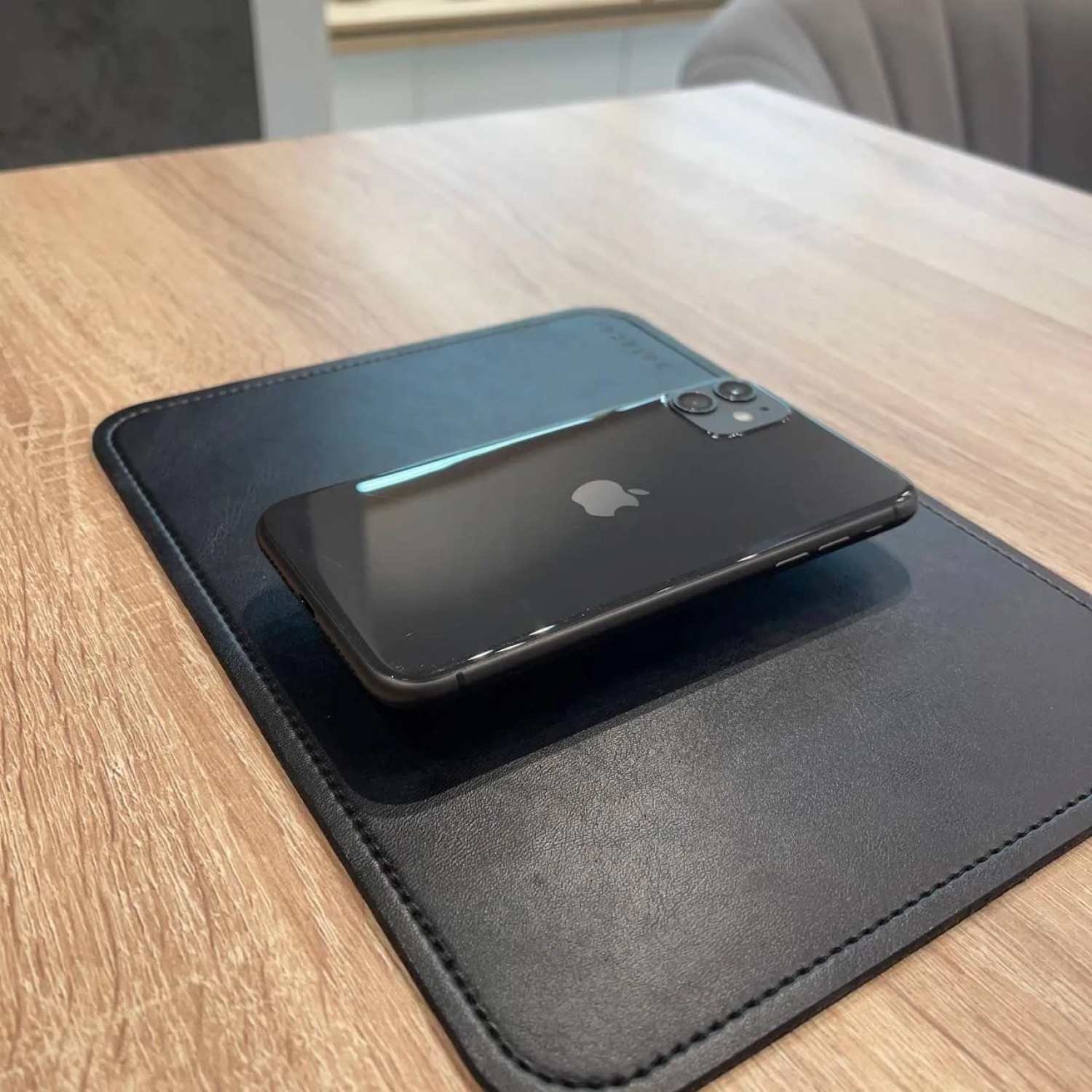 Apple iPhone 11 64Gb Black(черный)