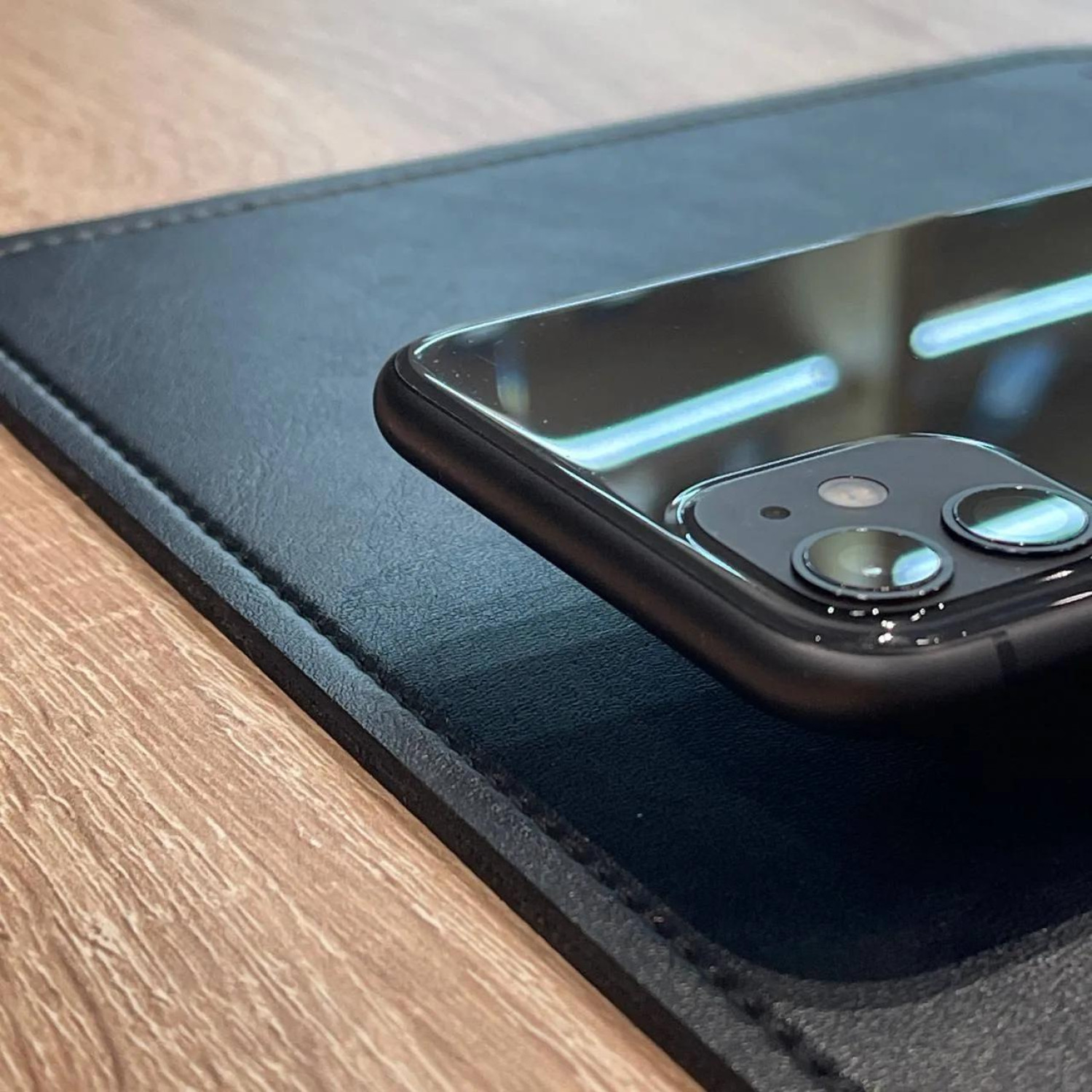 Apple iPhone 11 64Gb Black(черный) — фото 4